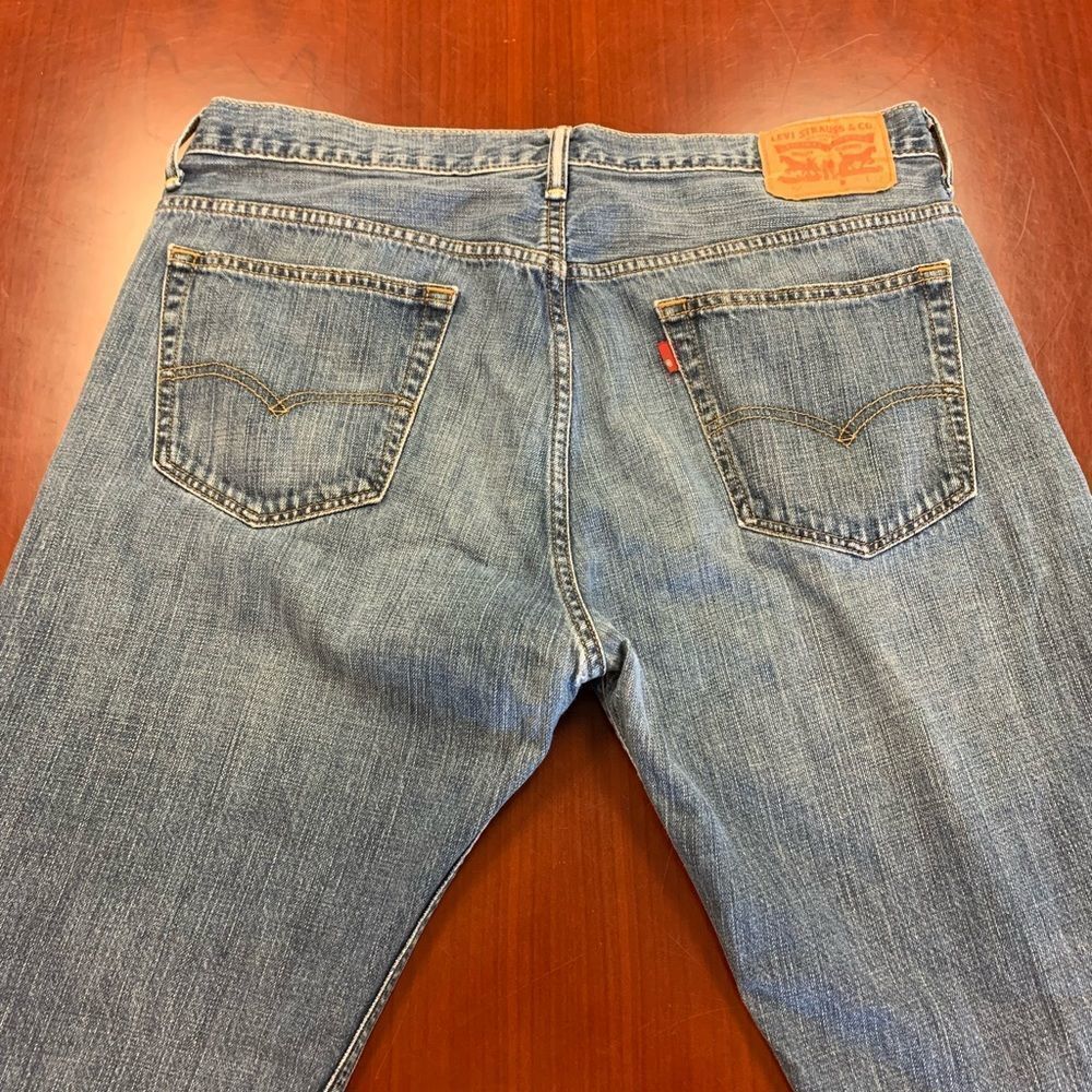 Levi’s 569 Jeans sz 36/32 EUC